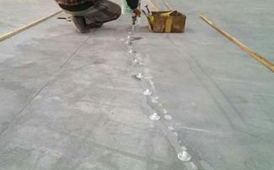 确保华亭华亭环氧地坪工程质量必须严格把控三个环节